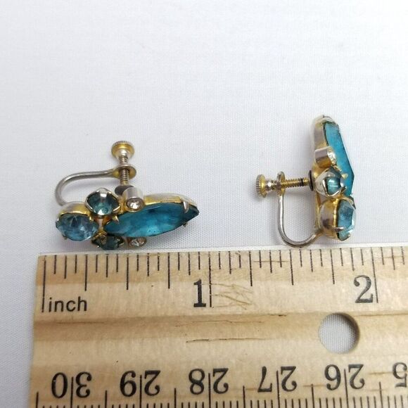 Vintage Blue Rhinestone Clip On Screw Back Earrings, Gold Tone Setting, Estate - Picture 4 of 6